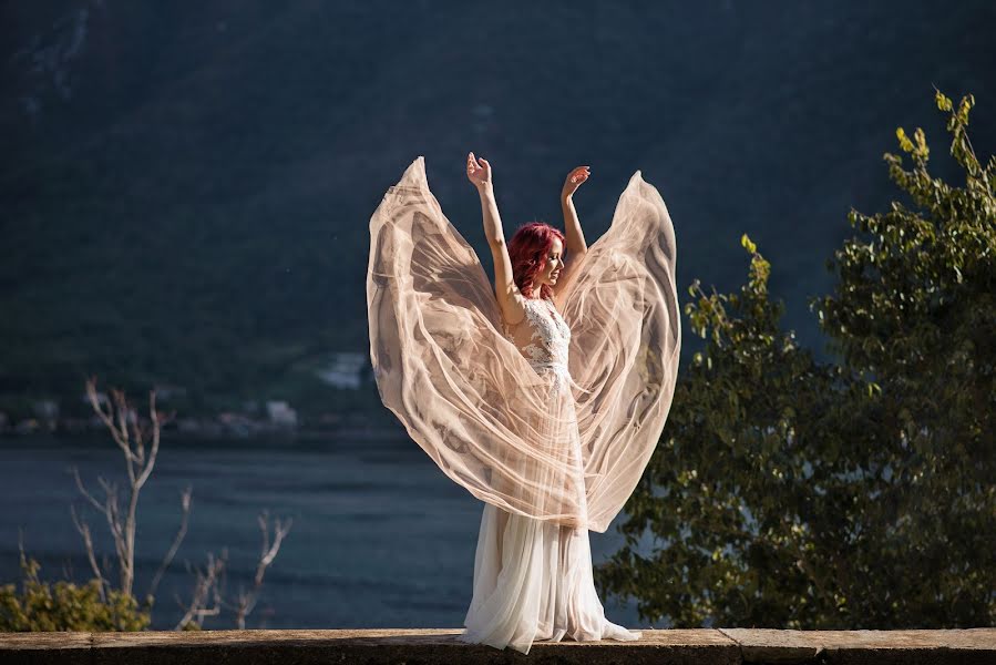 Fotógrafo de casamento Viktor Kurtukov (kurtukovphoto). Foto de 28 de outubro 2017