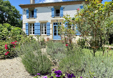 House with pool and terrace 1