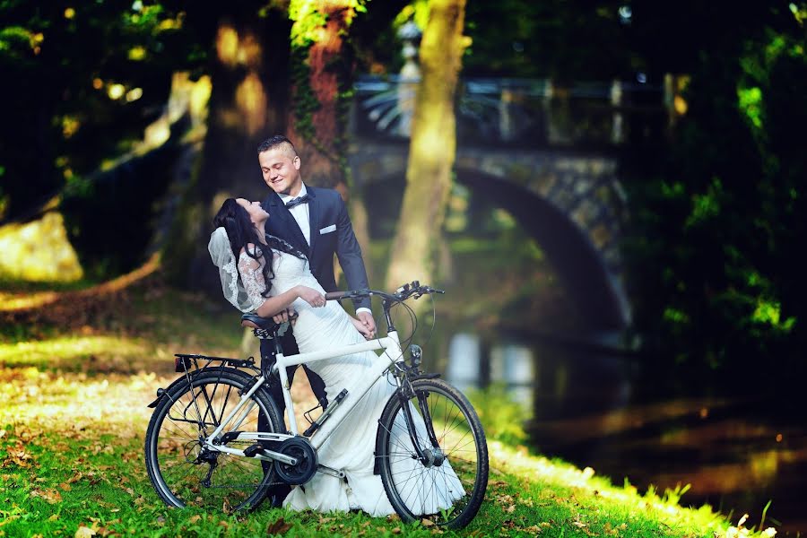 Wedding photographer Bogdan Fiałkowski (bogdanfialkowsi). Photo of 25 February 2020