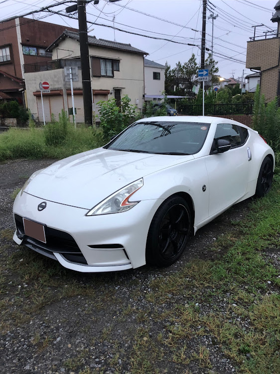 フェアレディZのz34・納車・最高のクルマ・いっぱい走ろう・安全運転に関するカスタム事例の投稿画像1枚目