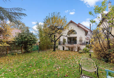 Maison avec jardin et terrasse 12