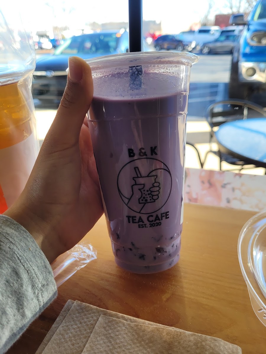 Large taro milk tea with almond milk and crystal Boba (dairy free friendly)