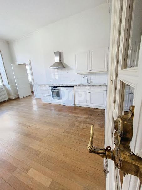 Location  appartement 2 pièces 115 m² à Neufchâteau (88300), 520 €