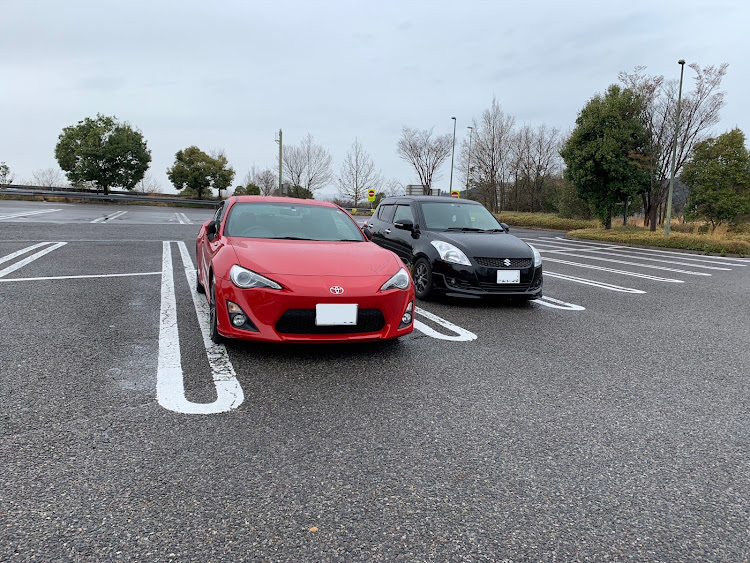 86のSwift rs・ドライブ・桜とコラボ🌸・サクラと愛車に関するカスタム事例の投稿画像1枚目