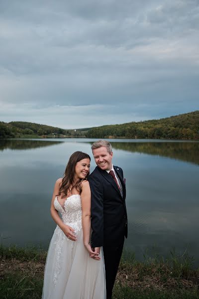 Fotografo di matrimoni Anikó Juhász (mindigketten). Foto del 9 febbraio 2023