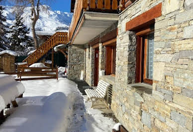 Chalet avec terrasse 1