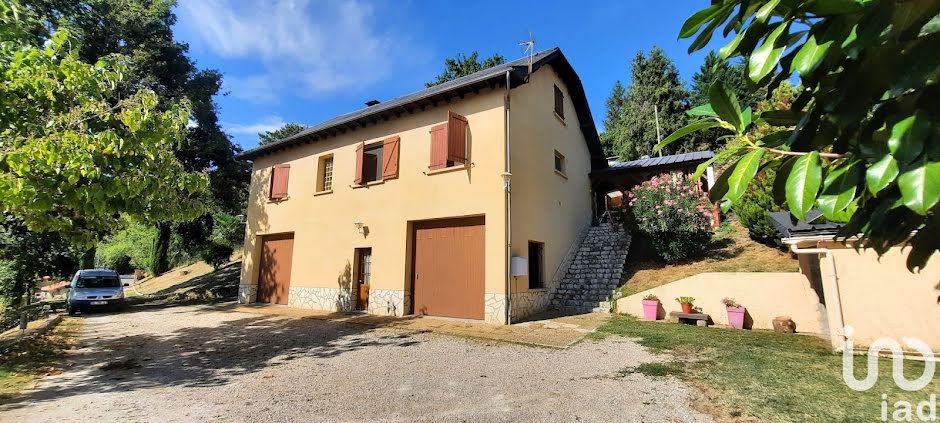 Vente maison 9 pièces 222 m² à Firmi (12300), 198 000 €