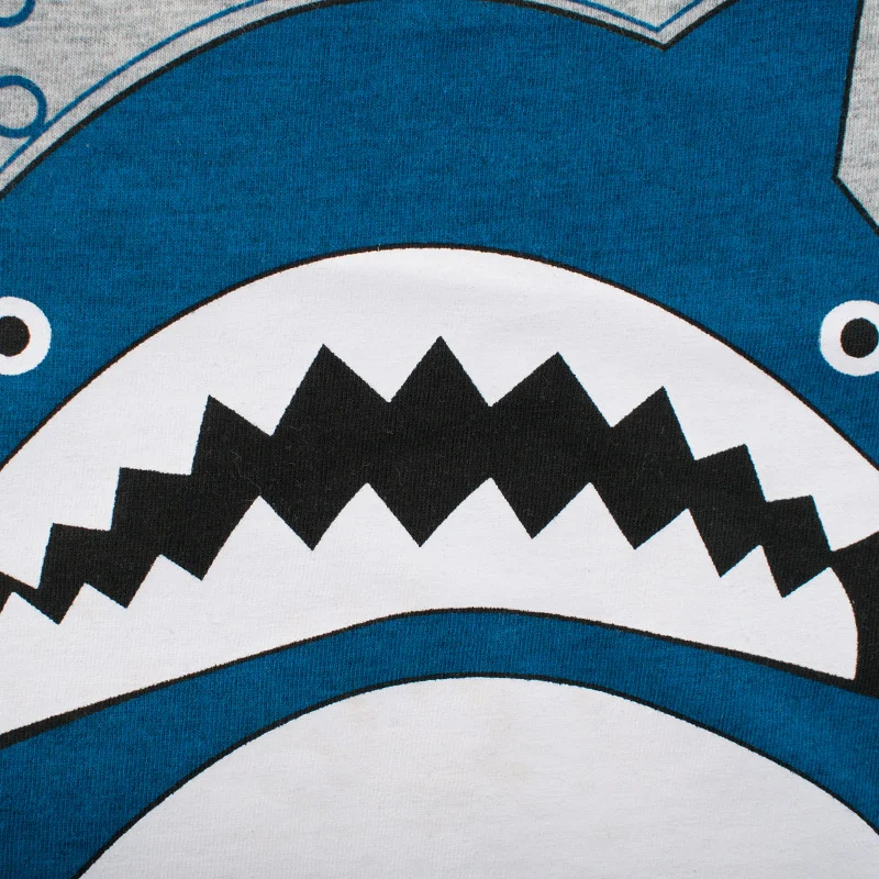 Modieus nieuw kinder T-shirt. Comfortabel en stijlvol voor kinderen. Perfect voor dagelijks gebruik en speciale gelegenheden. Ontdek de collectie!