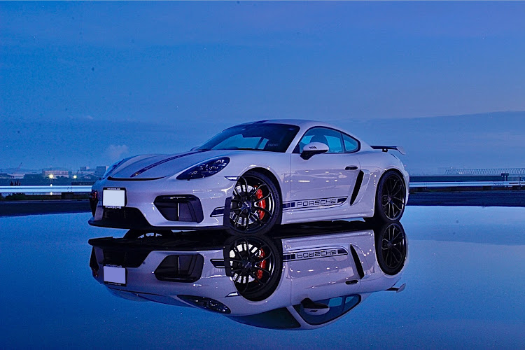 ケイマン GT4のリフレクション撮影・朝活撮影📷・田んぼルニア・逆光撮影に関するカスタム事例の投稿画像1枚目