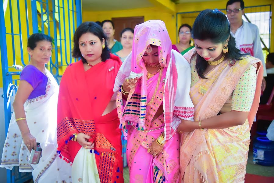 Fotografer pernikahan Karuna Rajkonwer (rajkonwer). Foto tanggal 10 Desember 2020