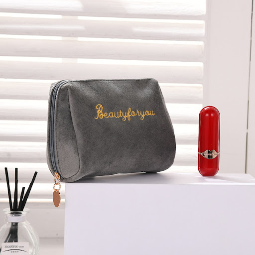Title 7, Flannel Zipper Cotton Storage Bag protects your...
