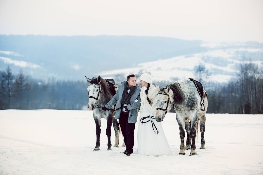 Fotografo di matrimoni Anna Tomasik (annatomasik). Foto del 24 febbraio 2020