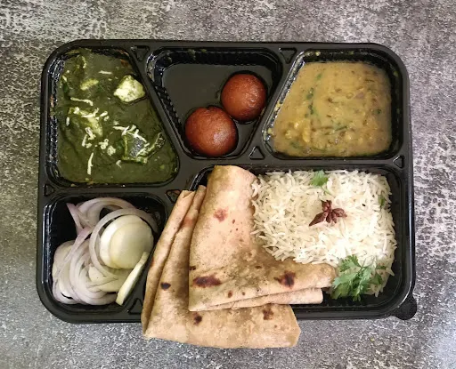 Palak Paneer Meal Thali