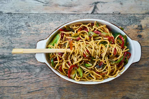 Veg Hakka Noodles