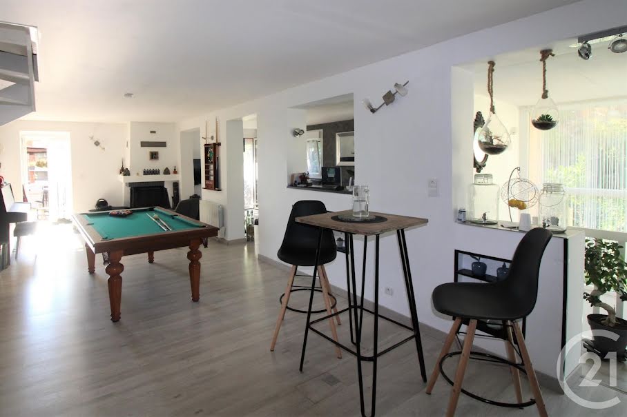 Vente maison 5 pièces 107.72 m² à Roquebrune-Cap-Martin (06190), 1 170 000 €