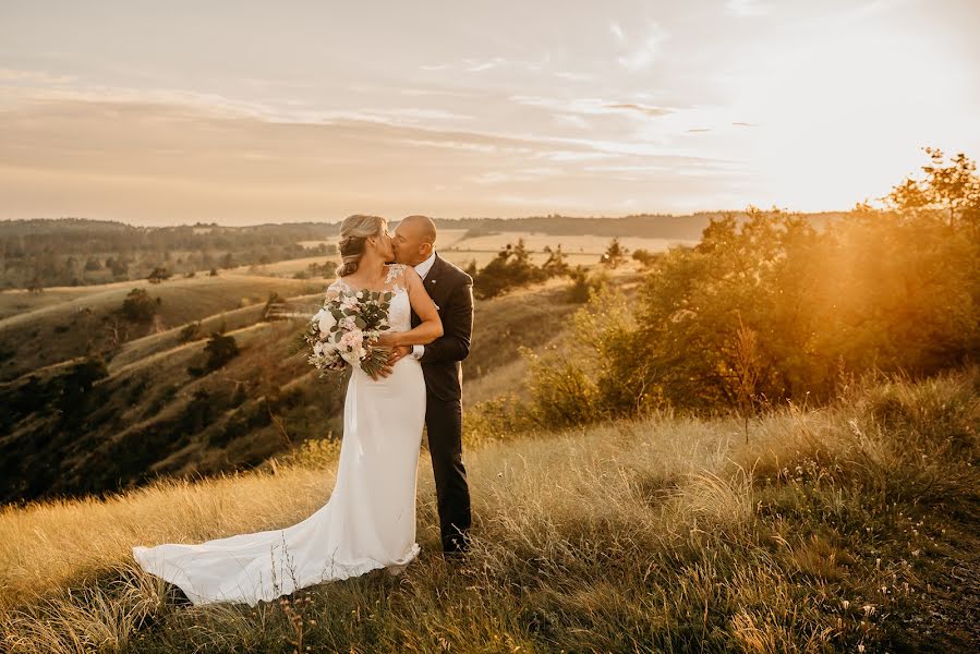 Svadobný fotograf Lucie Skopalová (okemlucie). Fotografia publikovaná 19. júla 2022