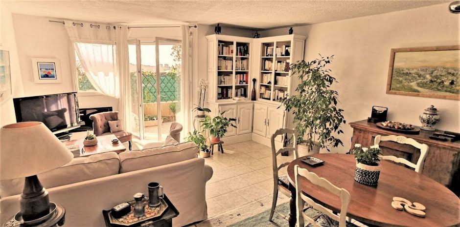 Vente appartement 1 pièce 60 m² à Saint-Laurent-du-Var (06700), 280 000 €