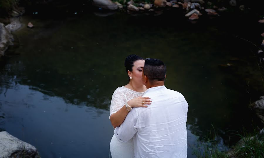Fotograful de nuntă Luis Castillo (luiscastillo). Fotografia din 6 iulie 2016