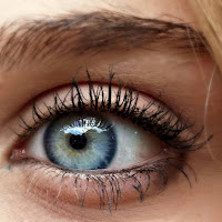 L'occhio di una donna di 