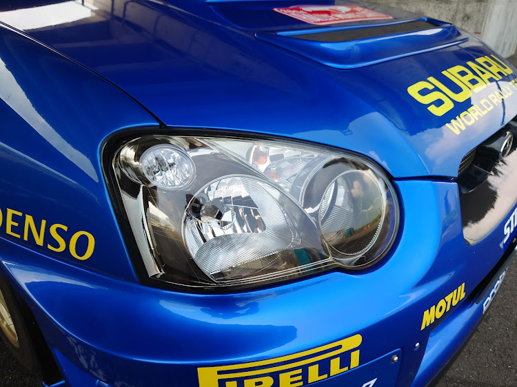 インプレッサ WRX STIのヘッドライトコーティングに関するカスタム事例の投稿画像1枚目