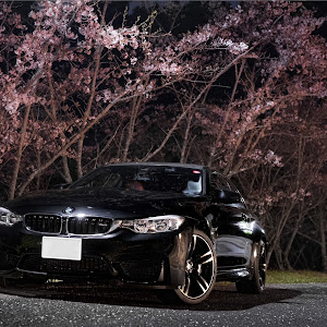 M4 クーペ F82