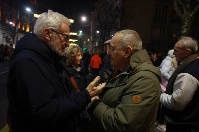 Ispred RTS održan 'Slobodni dnevnik' u okviru 11. opozicionog protesta