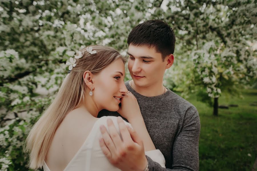 Huwelijksfotograaf Katya Grin (id417377884). Foto van 30 mei 2019