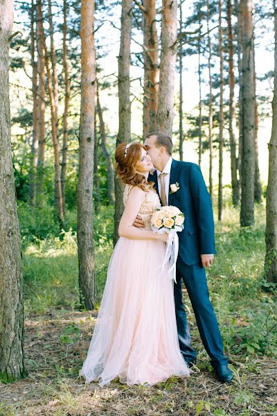 Wedding photographer Viktoriya Volosnikova (volosnikova55). Photo of 26 June 2017