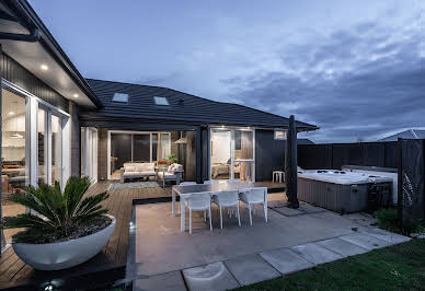 Maison avec jardin et terrasse 2