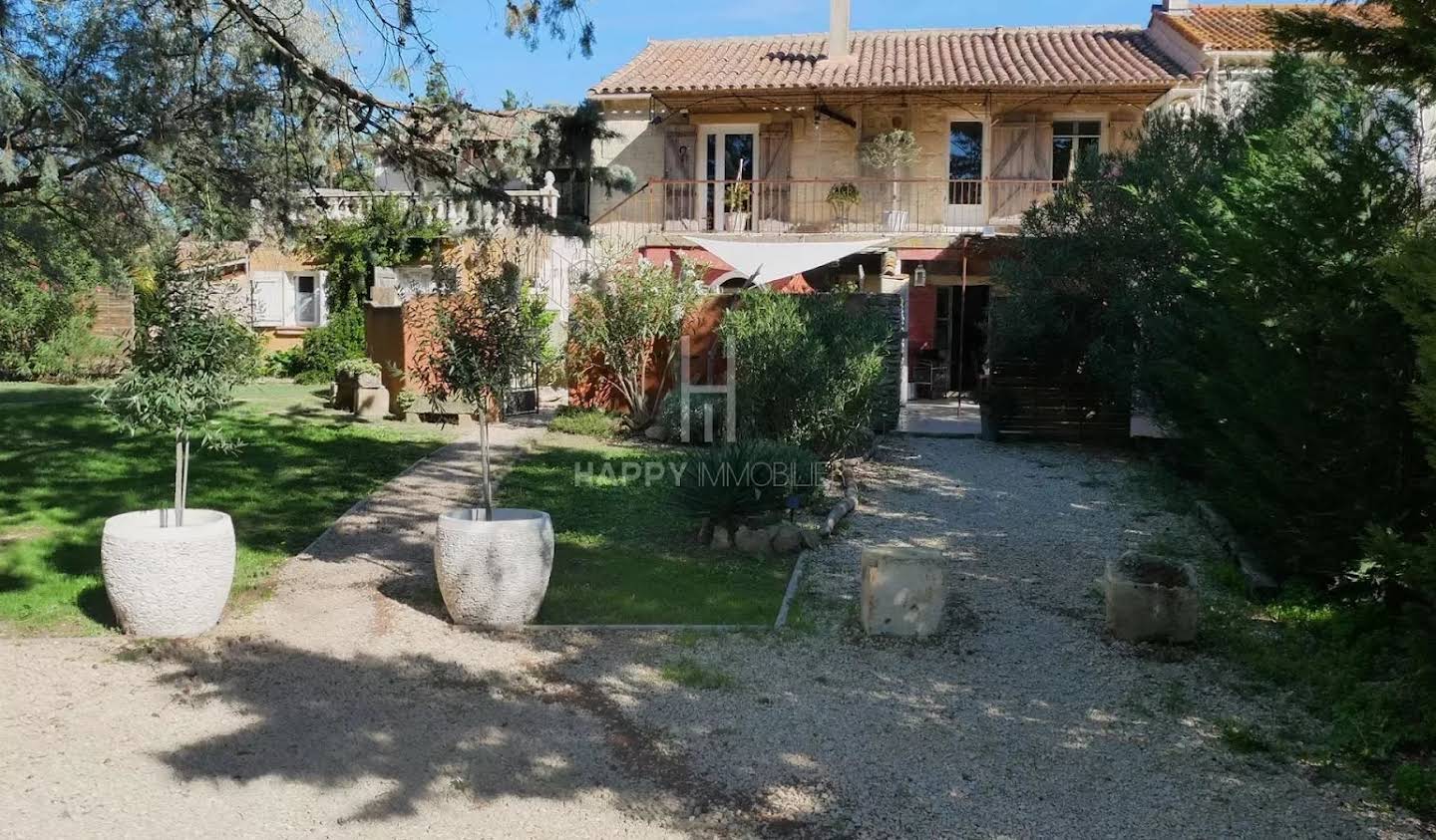 House with terrace Arles