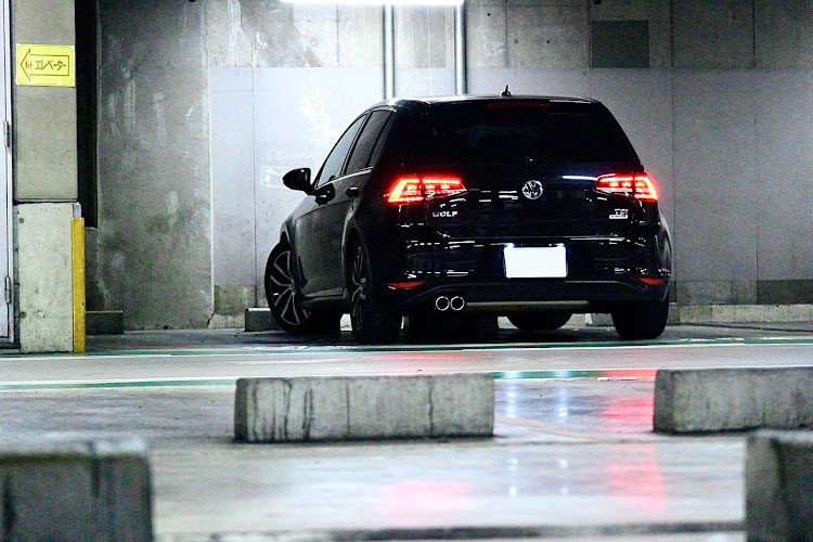 ゴルフ7のフォルクスワーゲン・ドライブ・地下駐車場・駐車場・大阪に関するカスタム事例の投稿画像3枚目
