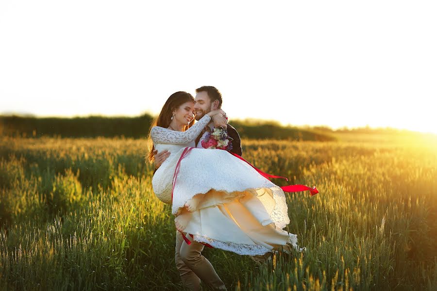 Svadobný fotograf Vladimir Gornov (vladimirgornov). Fotografia publikovaná 12. apríla 2018