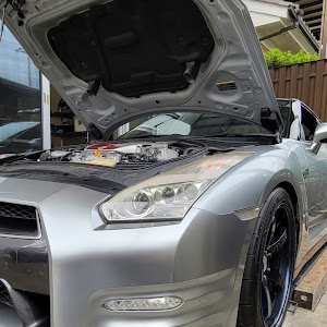 NISSAN GT-R R35