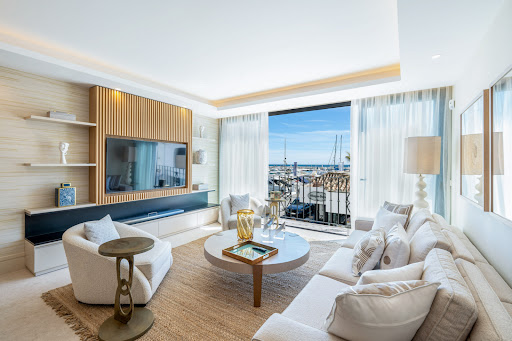 Apartment 4