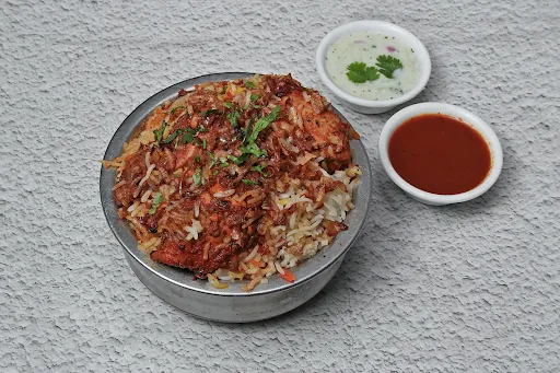 Chicken Hyderabadi Dum Biryani