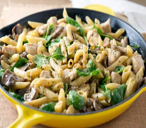 Desi Chicken White Sauce Penne Pasta