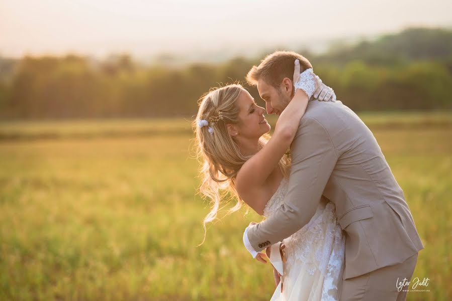 Fotografo di matrimoni Judit Kovács-Lajtár (lajtarjuditphoto). Foto del 3 marzo 2019