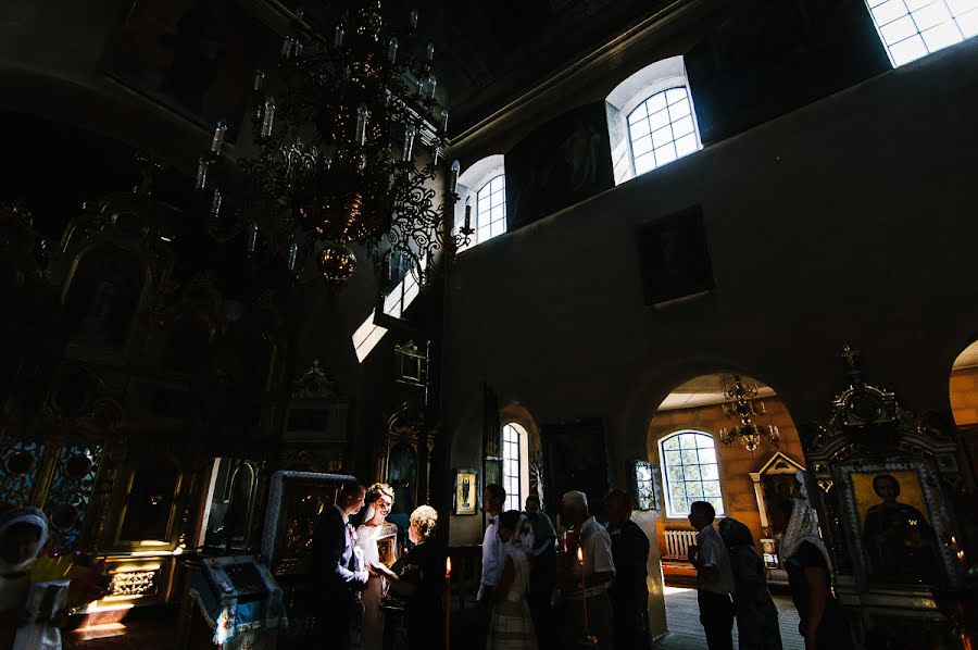 Fotógrafo de casamento Vadim Mazko (mazkovadim). Foto de 5 de dezembro 2015