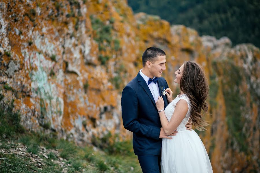 Fotografo di matrimoni Marina Sokolova (marinaphoto). Foto del 12 aprile 2019