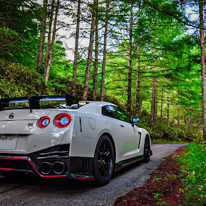 NISSAN GT-R R35