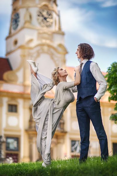 Fotografer pernikahan Oleg Yakubenko (olegf). Foto tanggal 10 Juli 2021