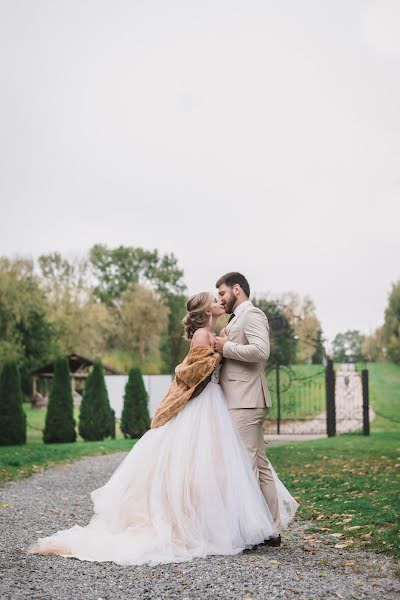 Fotógrafo de casamento Ekaterina Guschina (ekaterinagushina). Foto de 9 de outubro 2017