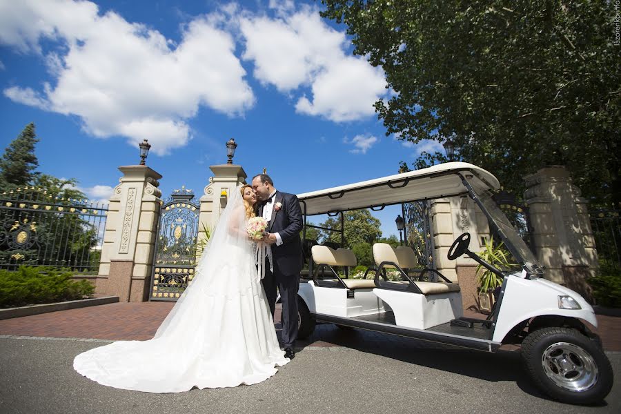 Fotógrafo de bodas Aleksandra Lazorenko (sashalazorenko). Foto del 5 de julio 2017