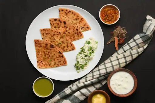 Mattar Paneer Paratha