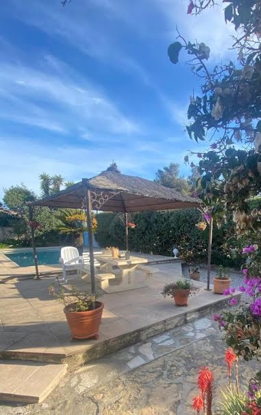 Vente maison 5 pièces 120 m² à Six-Fours-les-Plages (83140), 620 000 €