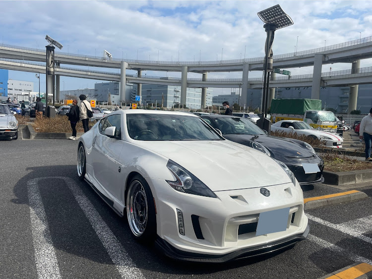 フェアレディZのフェアレディZ34・Z34・フェアレディZに関するカスタム事例の投稿画像2枚目