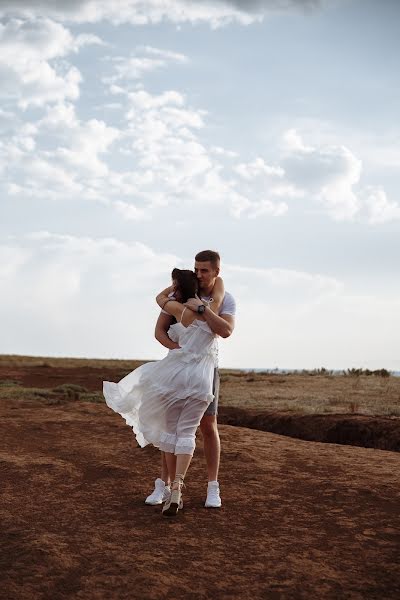 Wedding photographer Irina Popova (misterpopo4ka). Photo of 30 July 2020