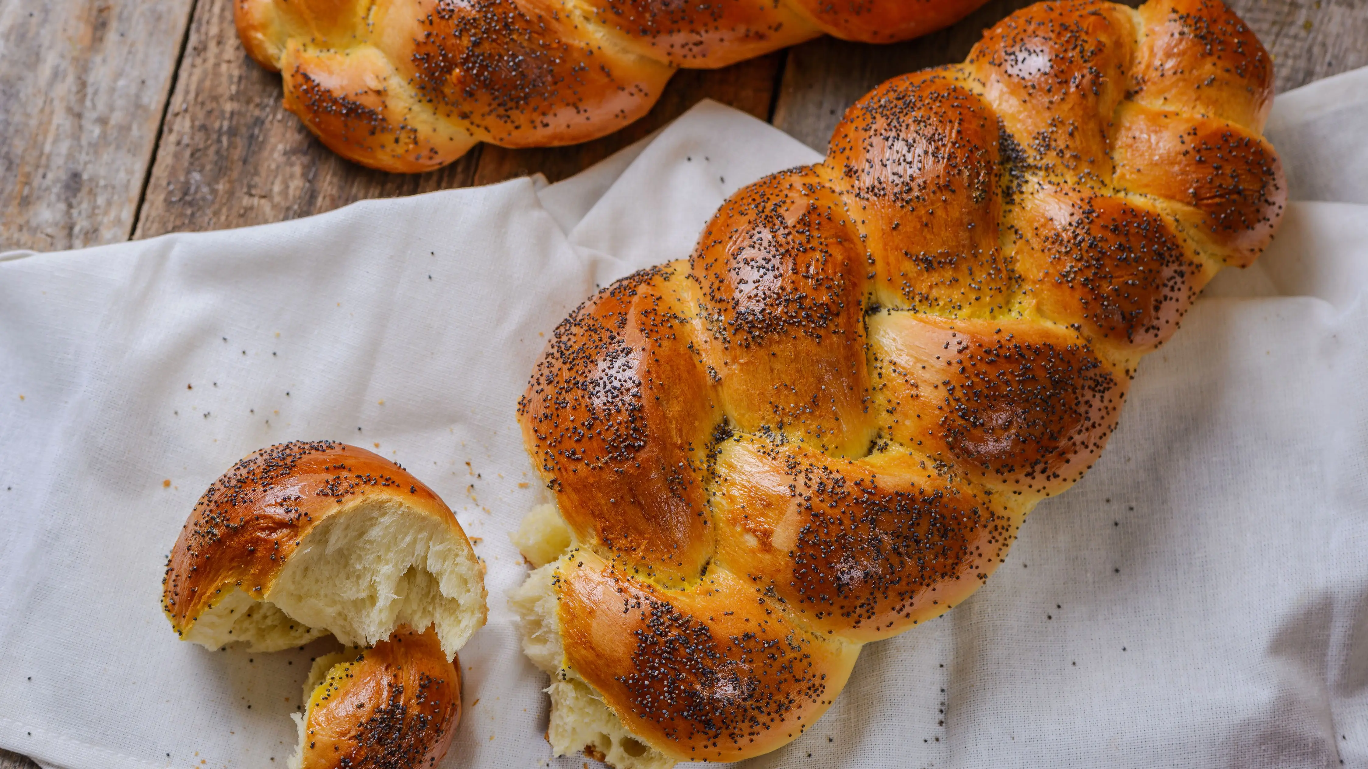 Shabbat Challah Recipe