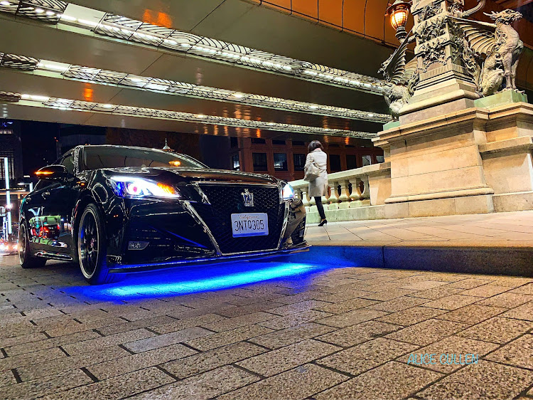クラウンアスリートの地べた撮り・ドライブ・日本橋・iPhone xsクオリティに関するカスタム事例の投稿画像1枚目