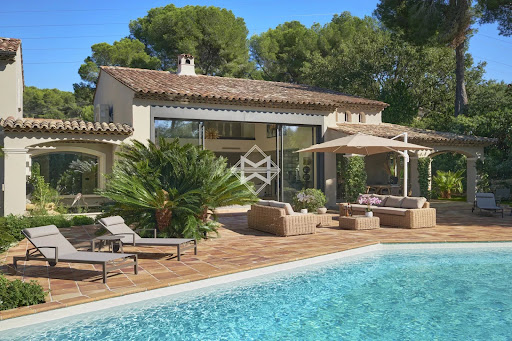 Villa avec piscine 1